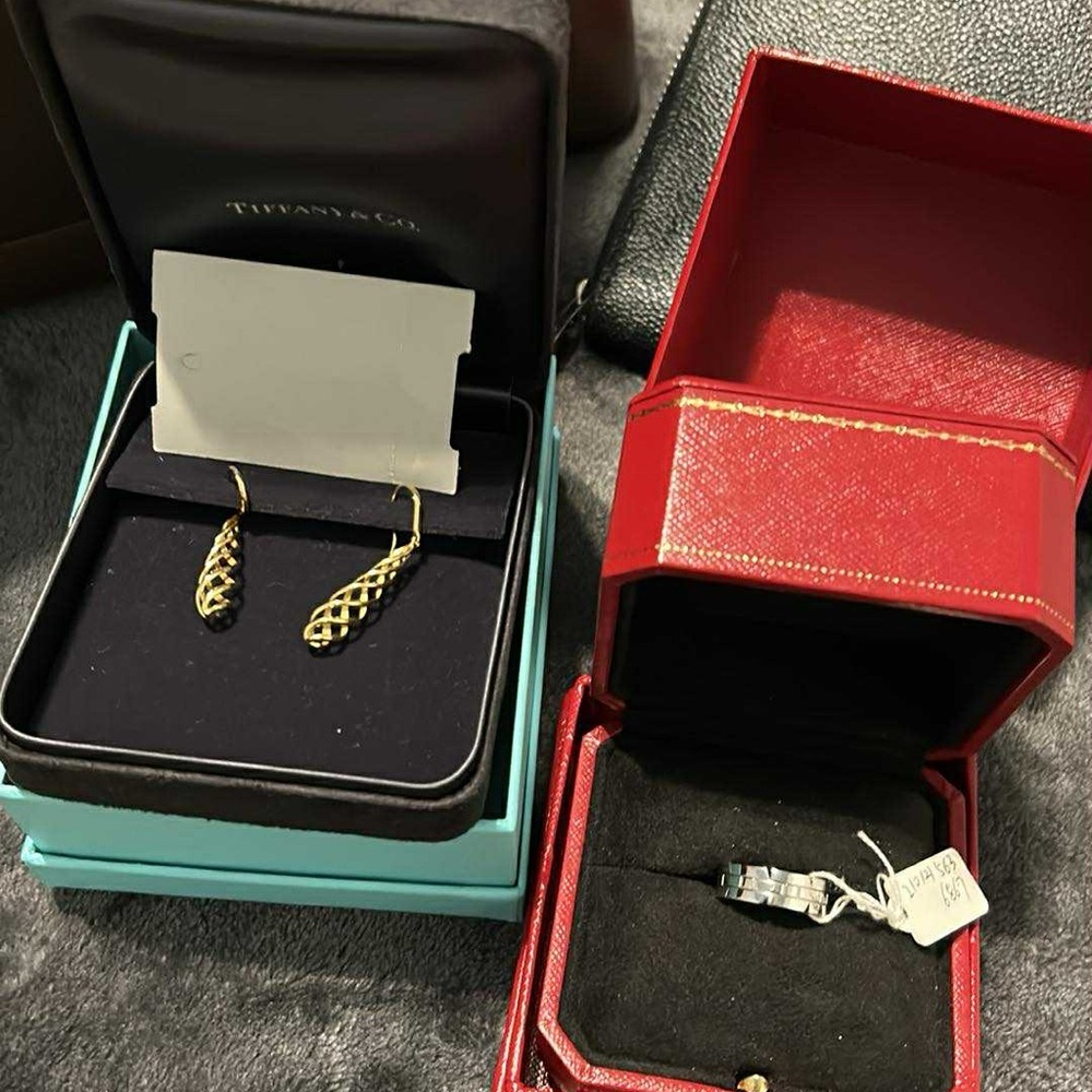 Tiffany & Co. Picasso Gold Earrings - Picture 2 of 2